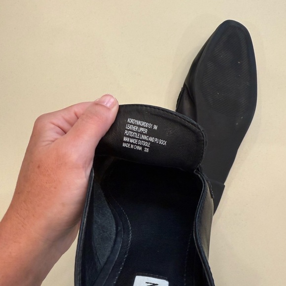 Steve Madden Kandi Black Leather Loafer - Picture 9 of 9